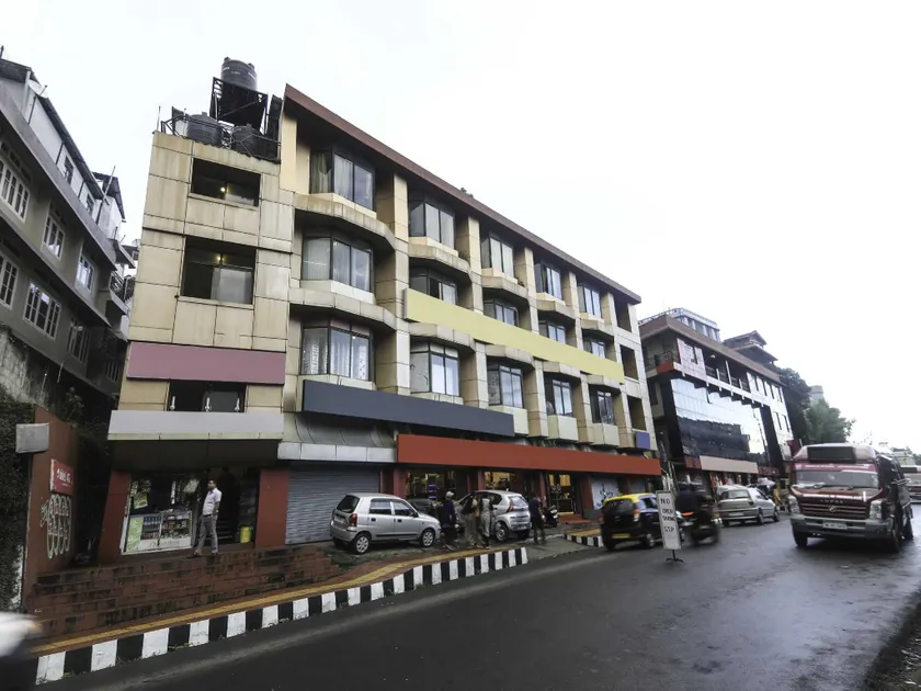 Hotel O Golden Peak - Image 1