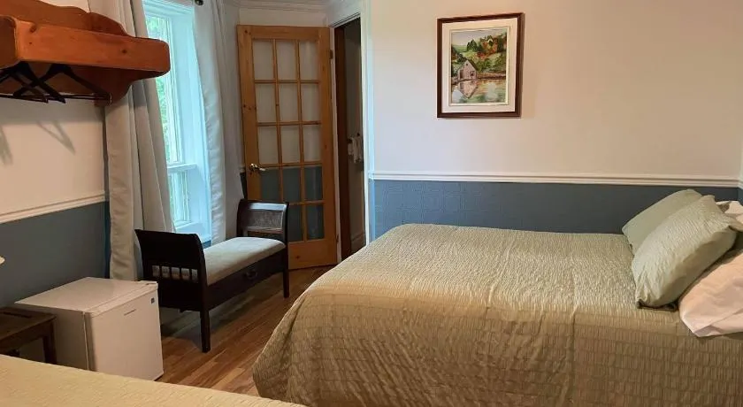 auberge les deux tours - Image 1