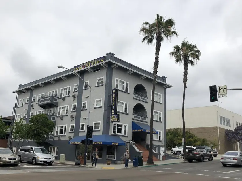 Harborview Inn & Suites-Convention Center-Airport-Gaslamp-Seaworld-Zoo-Balboa Park - Image 1