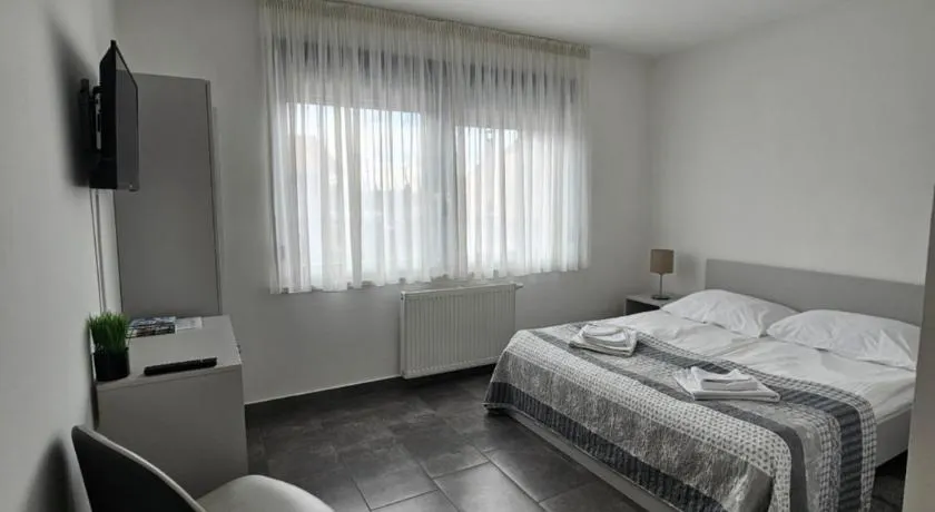 Filipovic rent a car & apartments - Image 1