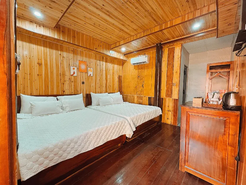 Một homestay & cafe mang phong cách tân cổ điển - Image 1