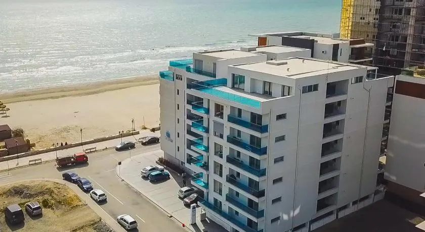 WAVE 3 Promenada Apartments - Image 1