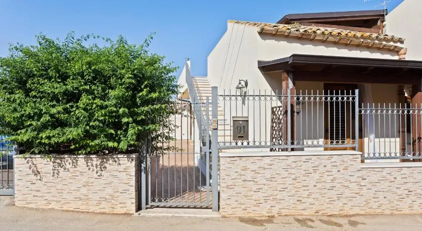 GuestHost - Countryside Sicily House - Image 1
