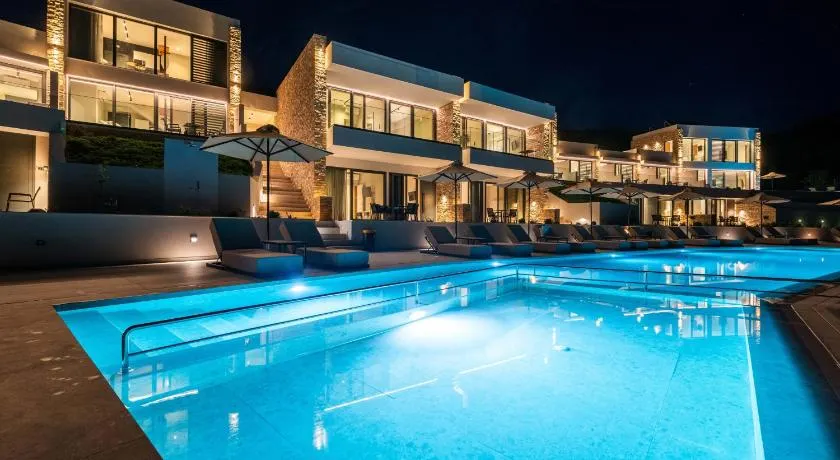 The View Hotel Sofas Coastal Retreat - Image 1