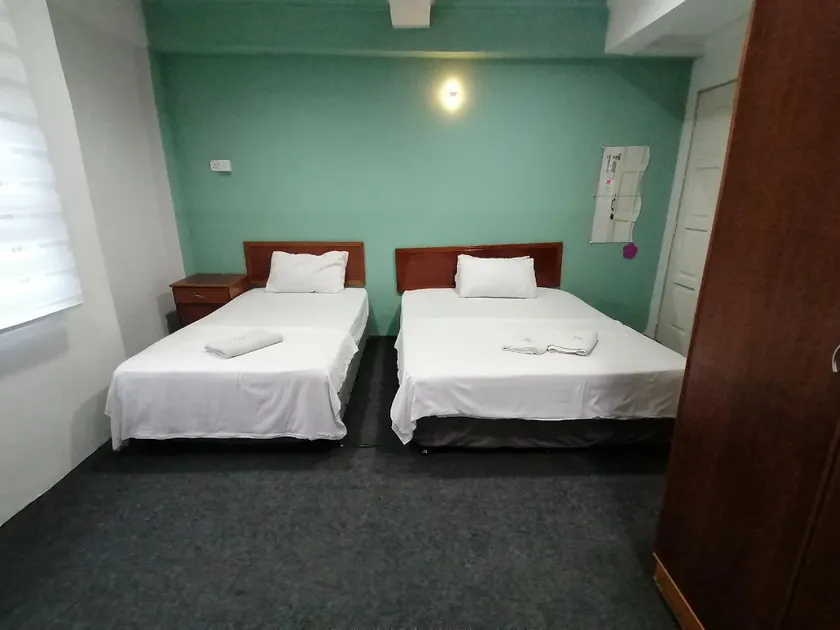 Mi Hotel 2 Dungun - Image 1