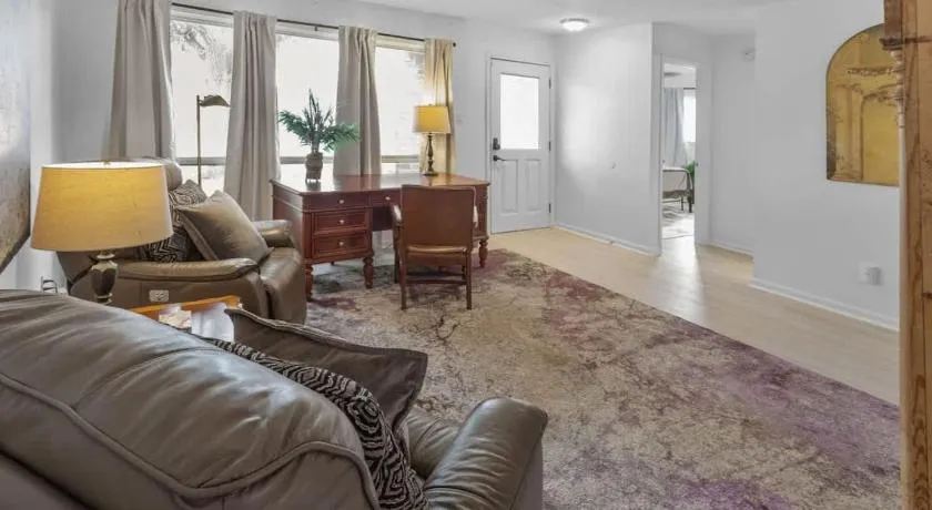 3BR Home with Firepit I Easy Access to NRG & FIFA - Image 1