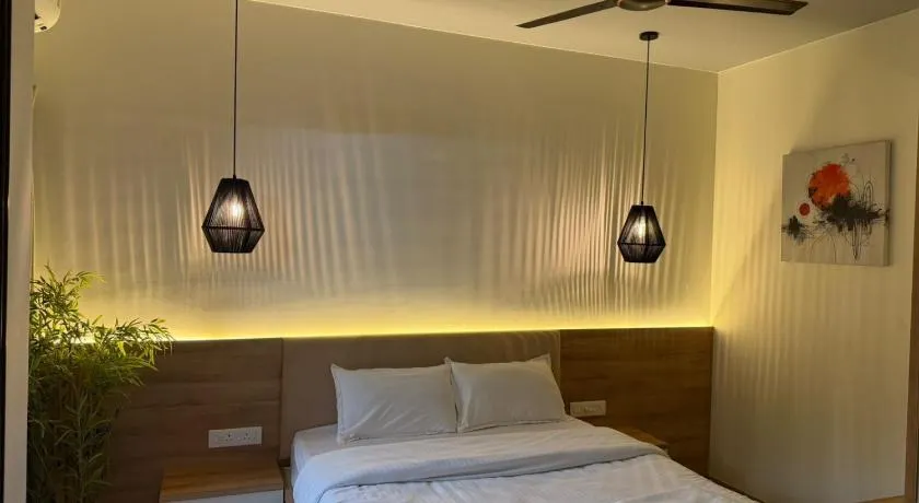 Casa Luma 1BHK Furnished Siolim Swimming Pool Jacuzzi Sauna - Image 1