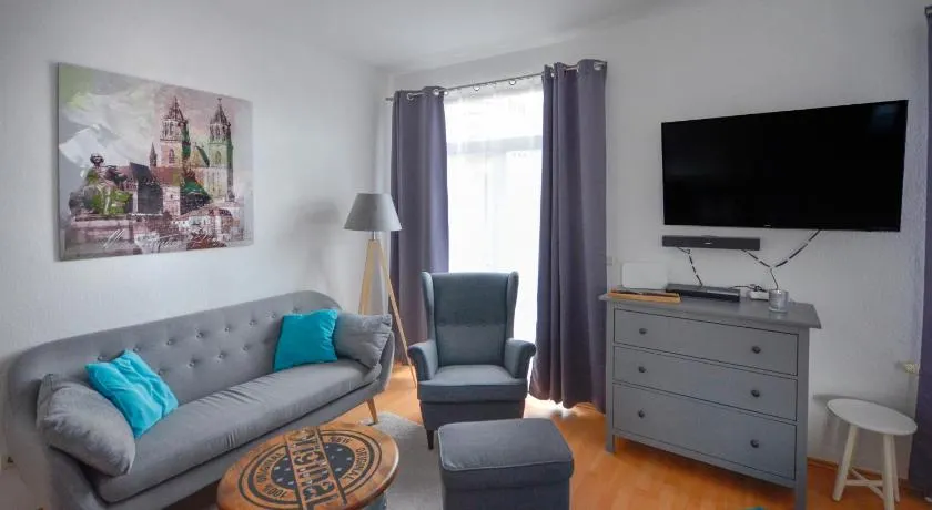 SweetHome - ruhig - große Küche, Balkon, Stellplatz, WiFi - Image 1