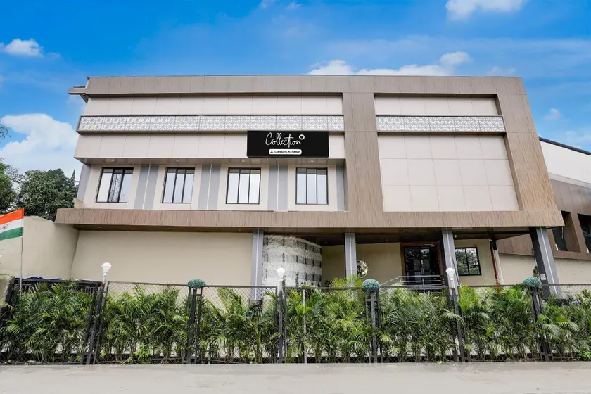 Collection O Ghodbunder Road Formerly Sanwith Residency - Image 1