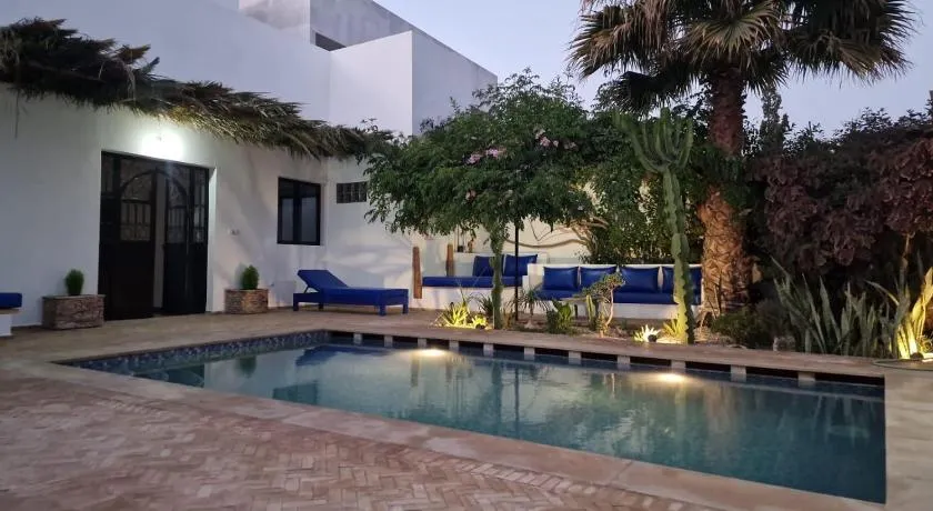 Dar avec piscine D'art Luz Galerie Boutique Guest house - Image 1
