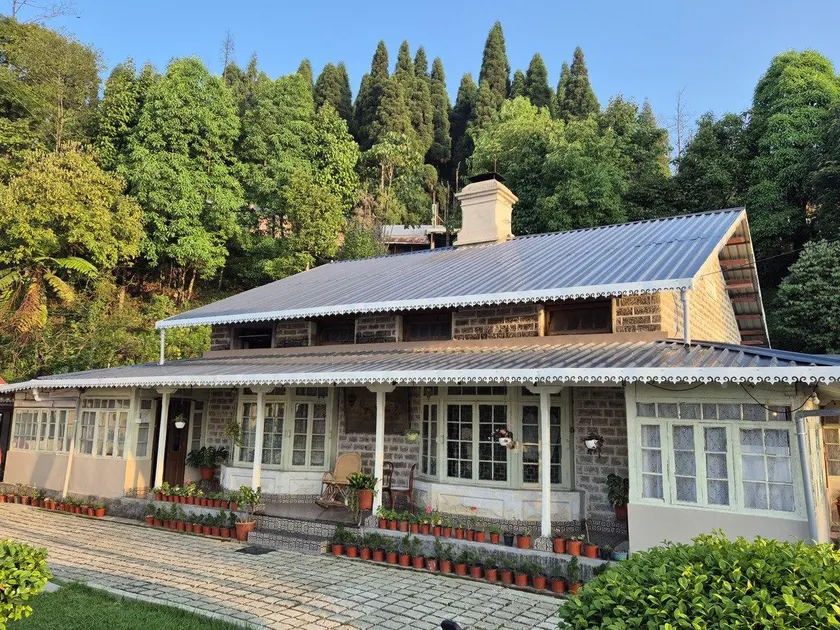 Rose Villa Colonial Heritage Bungalow, Takdah - Image 1