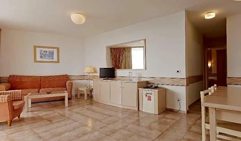 Annapurna Hotel Tenbel Tenerife - Image 1