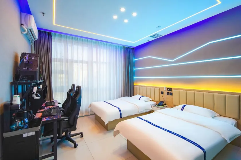 Lanting Esports Cinema Hotel (Haonanguan Branch) - Image 1