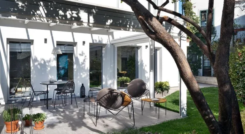Conti Guest House - Image 1