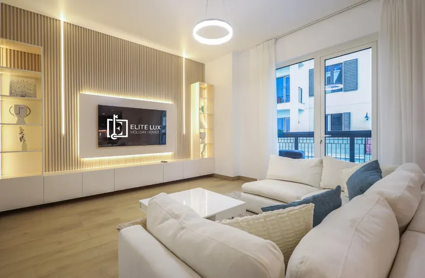 Elite LUX Holiday Homes - 1BHK Beachside Retreat at Port De La Mer, Dubai - Image 1