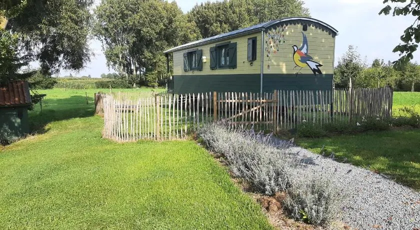 Roulotte les Mésanges - Image 1