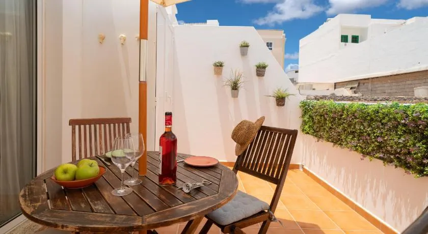 Sabbia Suites Ginesa - Image 1