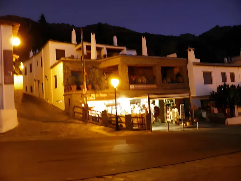 Apartamentos Casalpujarra - Image 1