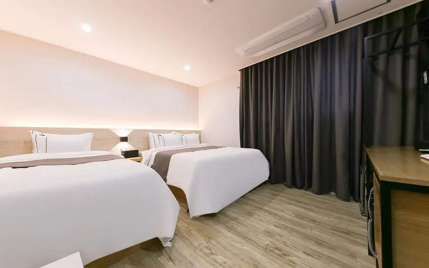 Daejeon Yuseong Hotel Dret - Image 1