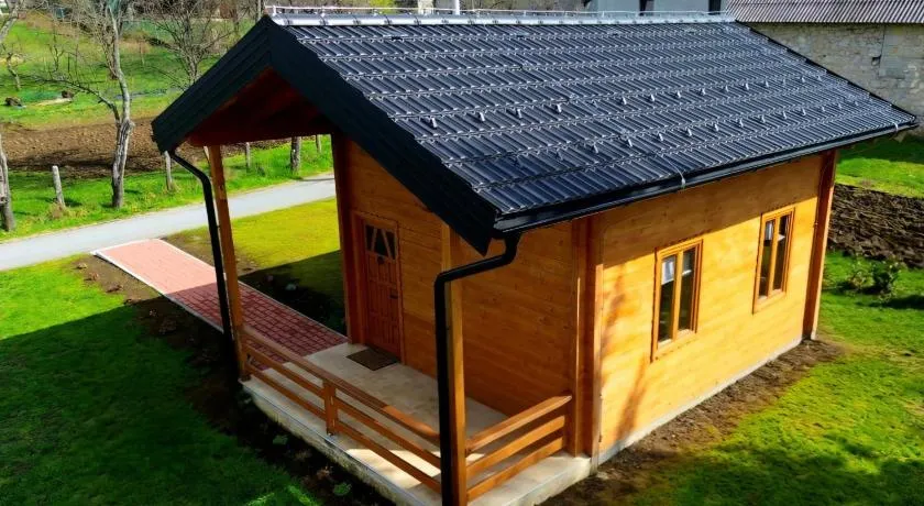 Lorraine's cabin Plitvice - Image 1