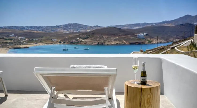 Nefeli Residence & Suite Ftelia beach Mykonos - Image 1