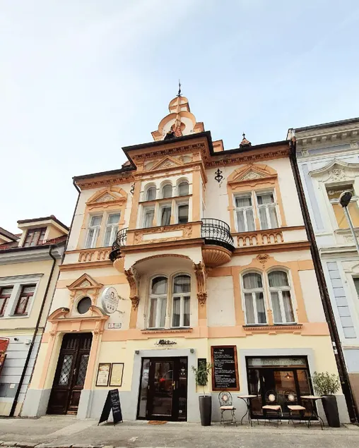 Downtown Bratislava B&B - Image 1