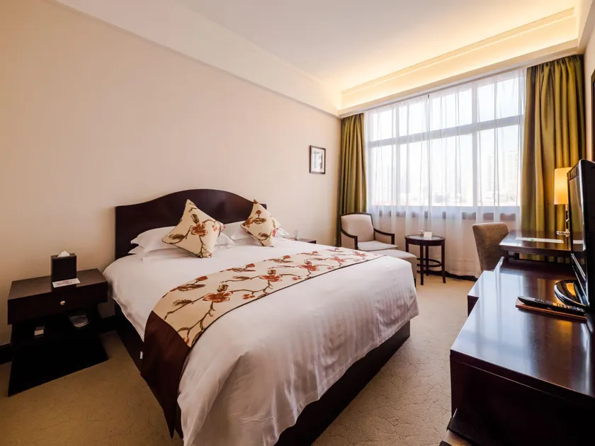 Rui Tai Hotel Hongqiao - Image 1