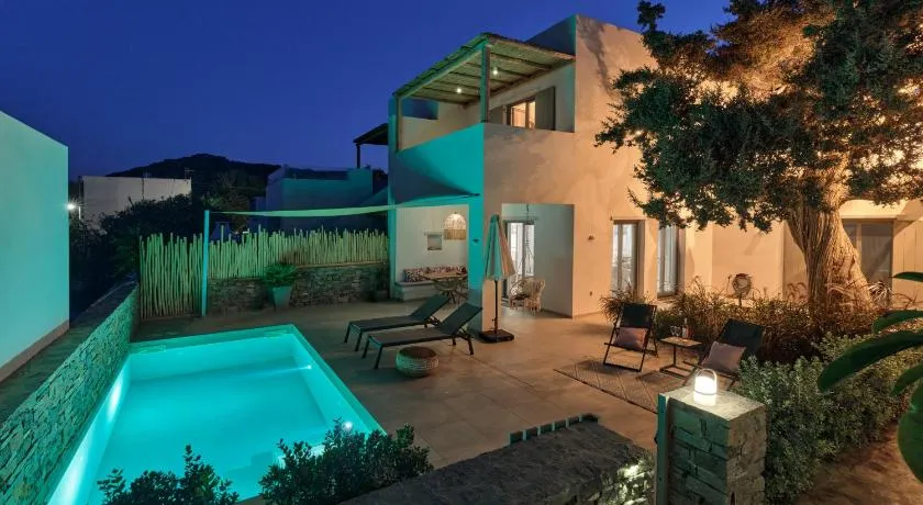 Private Luxury Scarlet beachfront villa, Molos, Paros - Image 1