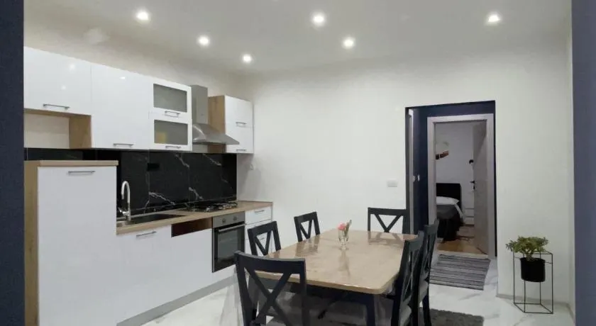 Apartment & Rooms - Marina - Image 1