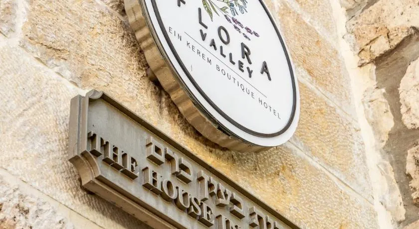 Flora Valley Boutique Hotel - Image 1