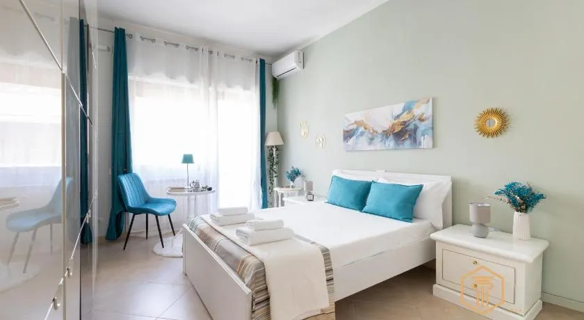 Imperium Aquaeductus - 5 min Metro, 8 Pax, 4 BDRM, 2 baths, A-C, park view - Image 1