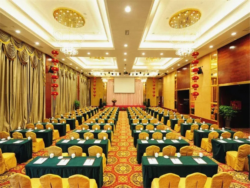 Zhongkai International Hotel - Image 1