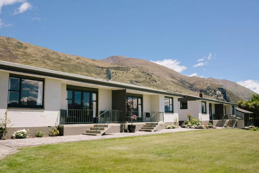 Tasman Holiday Parks - Wanaka - Image 1