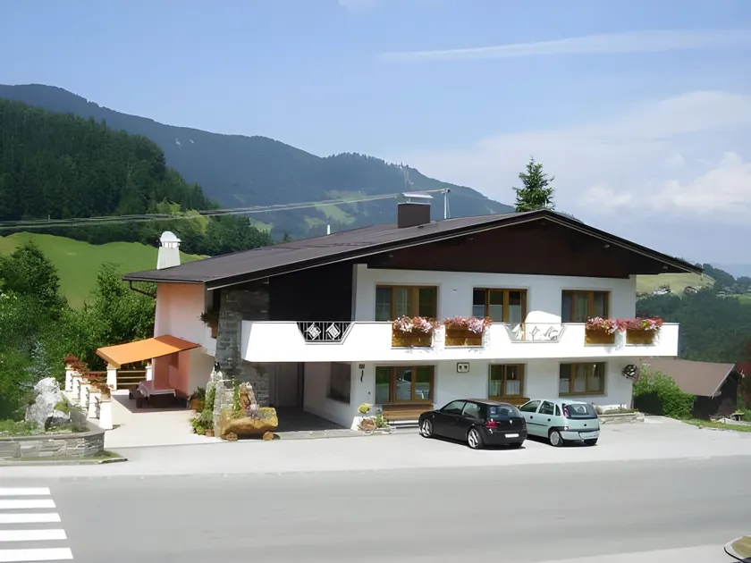 Haus Enzian - Image 1
