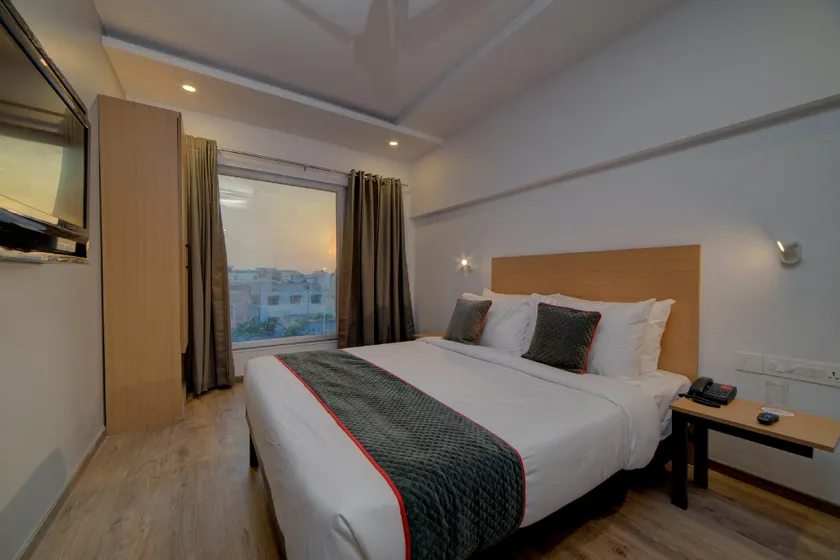 Townhouse Hotel Lime Tree - Image 1
