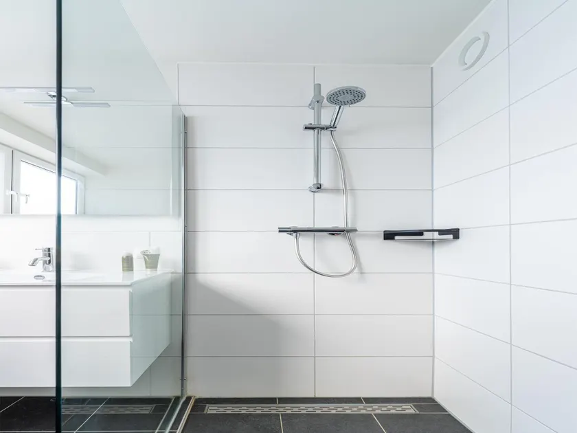 Holiday home with lots of privacy - Image 1