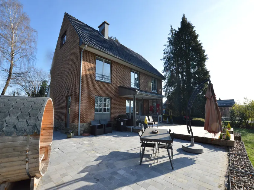 Cozy Holiday Home in Polleur With Sauna - Image 1