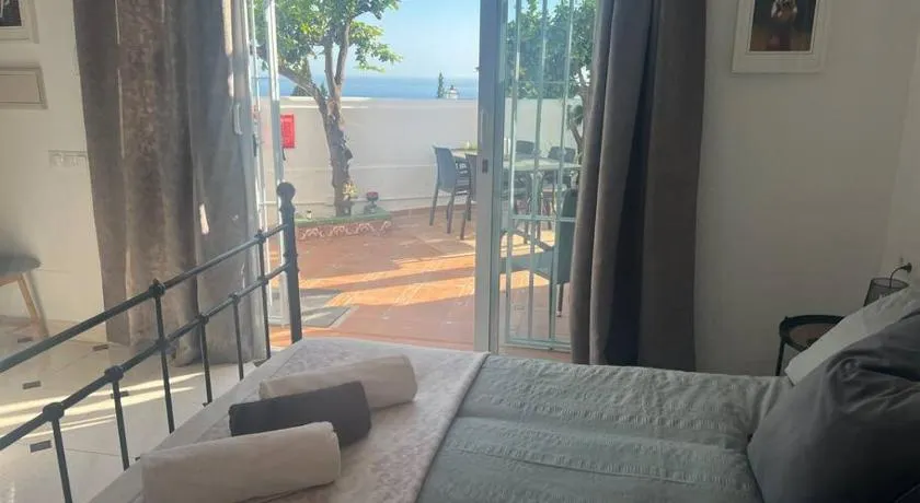 Studio Apartment Maro Casa Vistamar - Image 1