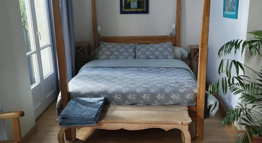 Chambre en ville dans un esprit campagne - Image 1