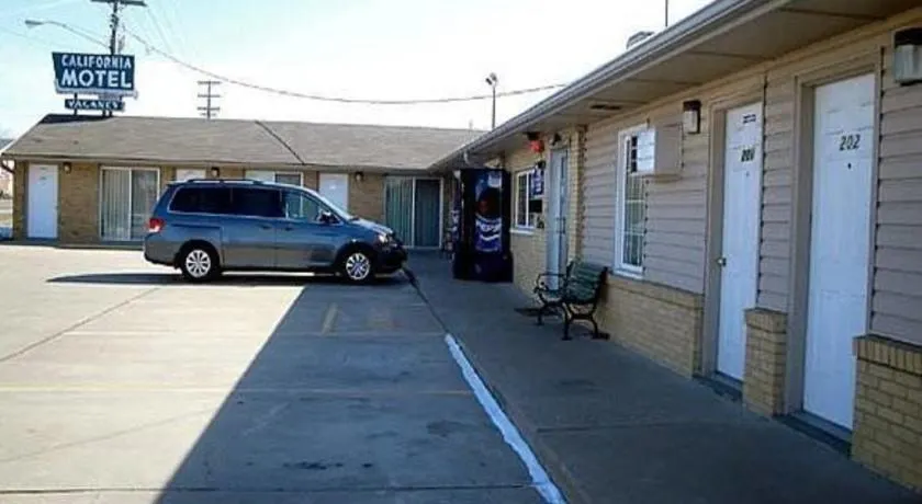 California Motel - Image 1