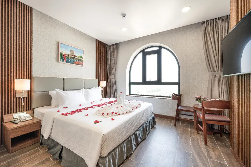 PHUC NGUYEN LUXURY HOTEL - Image 1