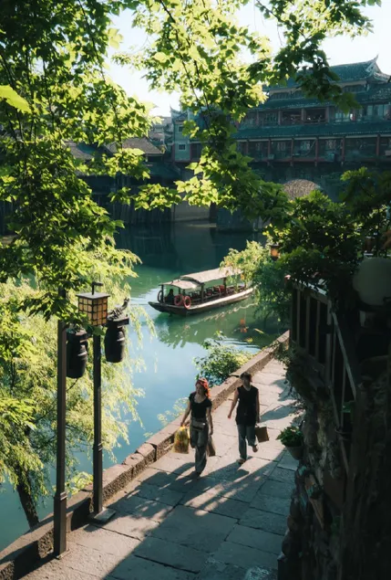 Memory Jiangjing Inn (Phoenix Riverside Branch) - Image 1