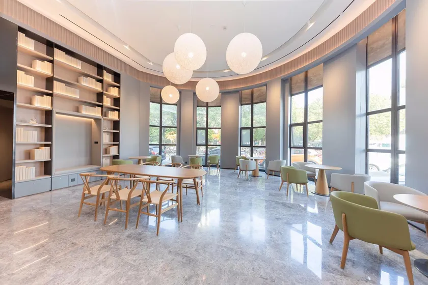 Ji Hotel Shanghai Xinzhuang Humin Road - Image 1
