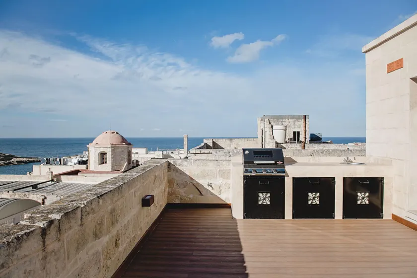 King's Penthouse with SEA VIEW Terraces - Image 1