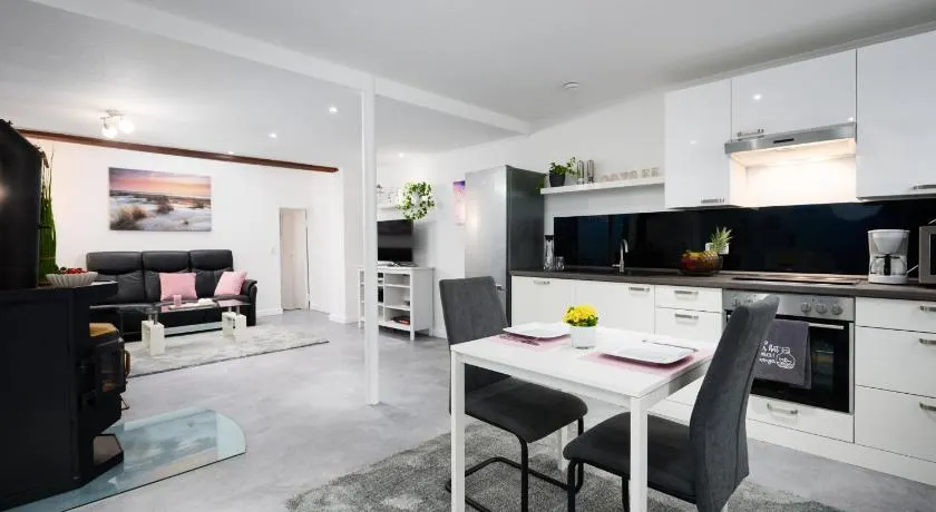 Ferienwohnung Deich und Meer in Stein - Image 1