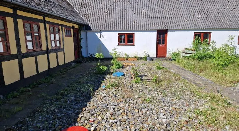 Grandgården - Image 1