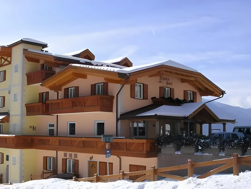 Al Piccolo Hotel - Image 1