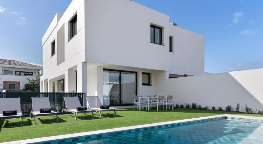 KARAT Villa La Quinta - Image 1