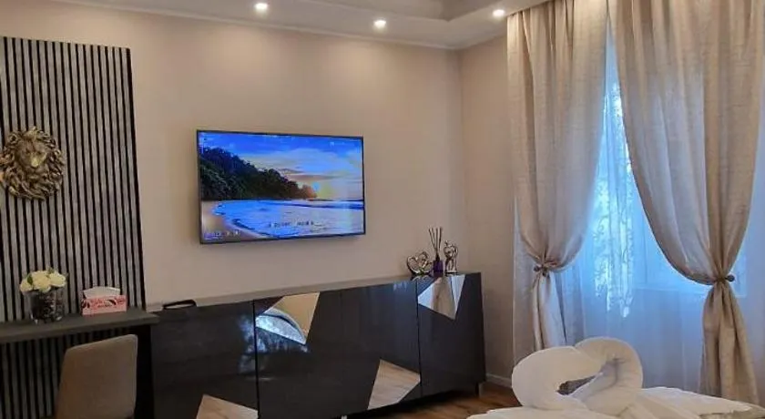Luxury Airport Suite Bologna - Image 1