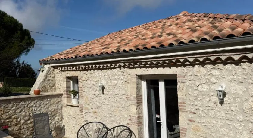Maison calme et cosy sur les hauteurs - Image 1
